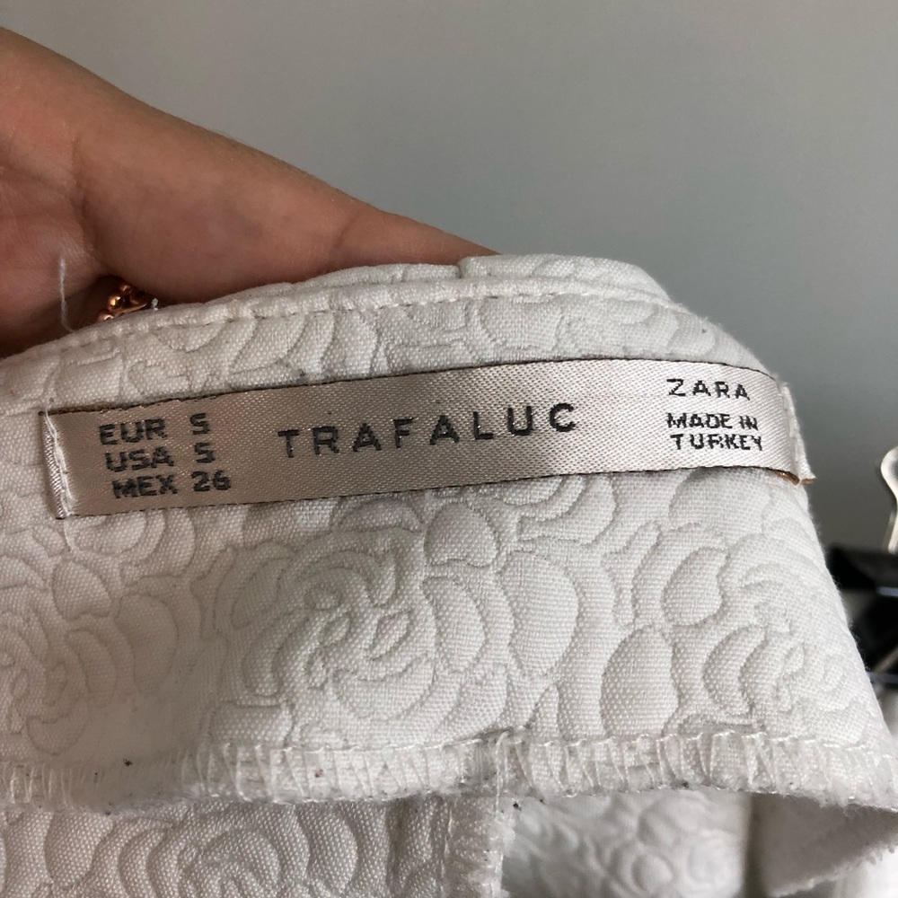 Zara Trafaluc White Wrap Skirt - Picture 3 of 5